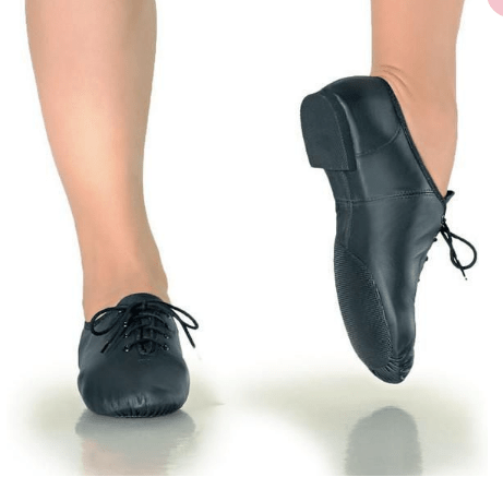 So Danca Split Sole Lace Up Leather Jazz Shoe Pose.A Pointes